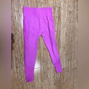 Pink sports legging, (M) great butt lift, never worn
